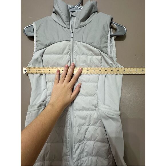 NWOT Lululemon Down For It All Light Ivory Goose Down Puffer Vest Women's 6US - Picture 6 of 10
